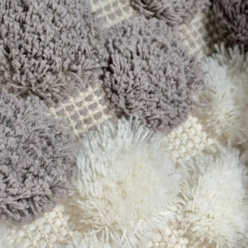Handwoven Pom Pom Boston Bag - Gray - Picture 4 of 4